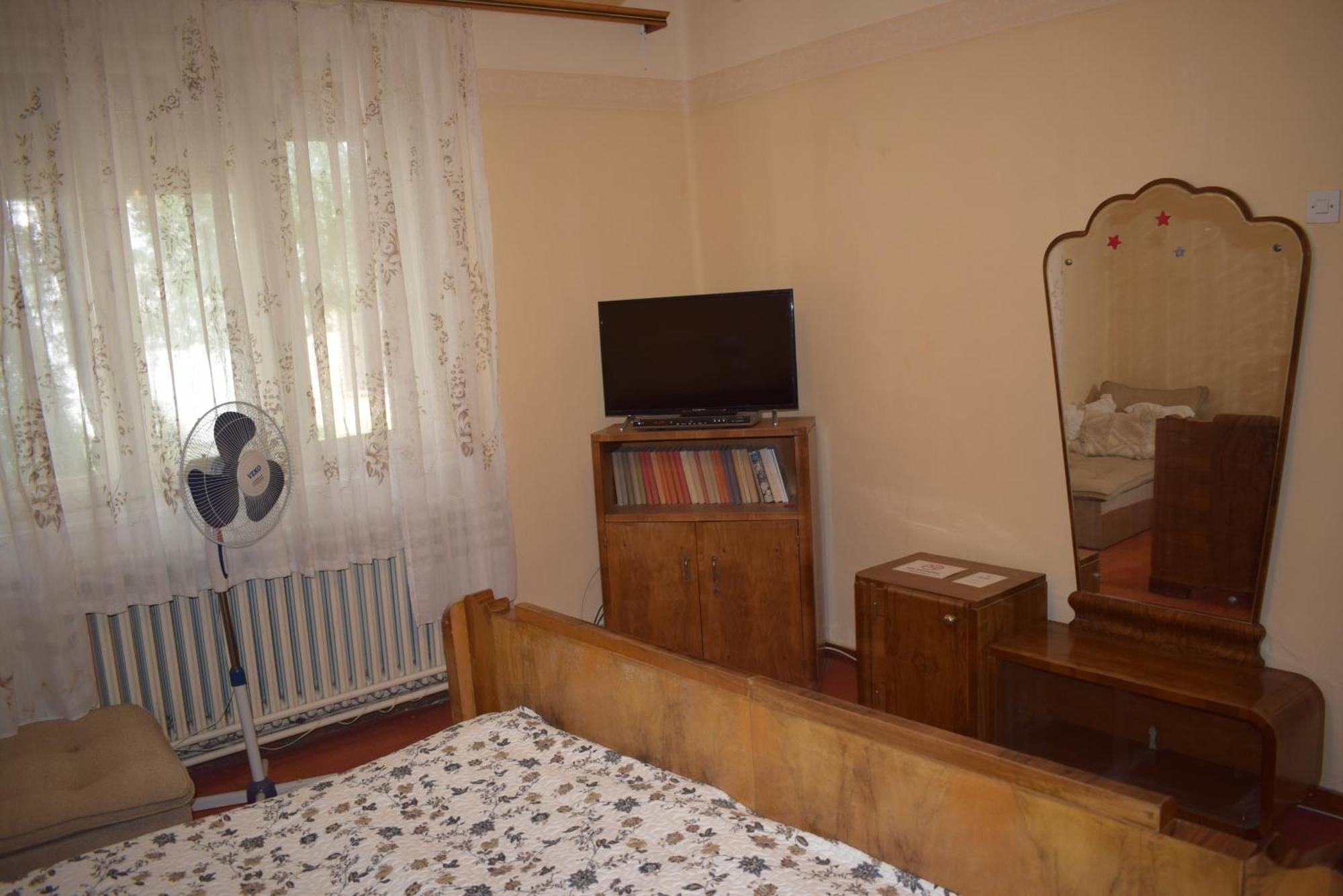 Guest House Tisza Ház Zenta Kültér fotó